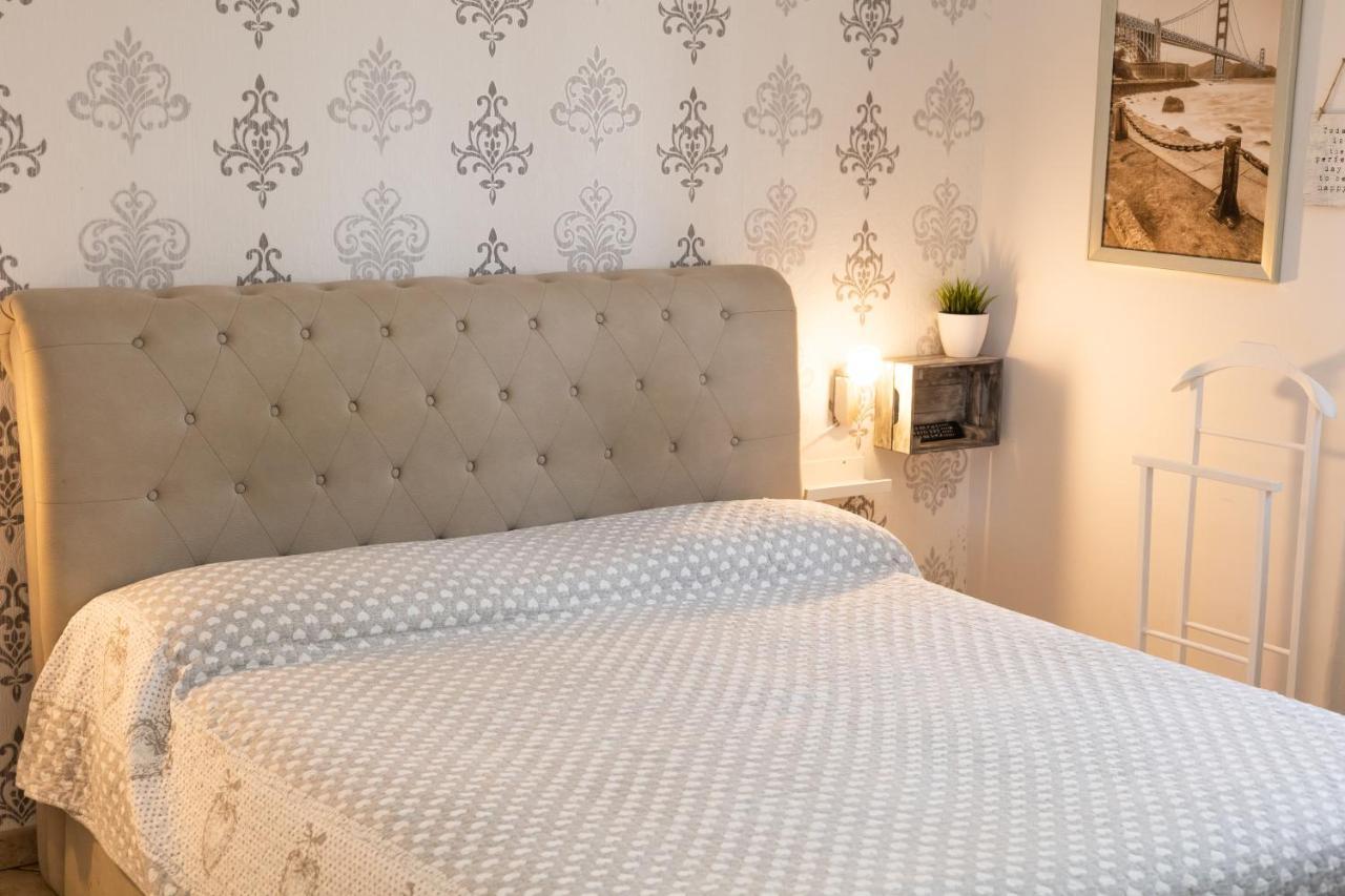 Emotions Bed & Breakfast Fiumicino Exterior photo